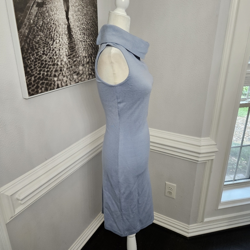 St. John baby blue crowl neck dress size 2 - Picture 4 of 9